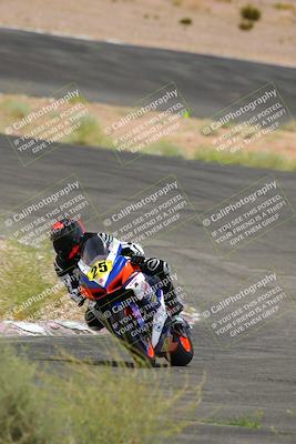 media/Jun-04-2022-WERA (Sat) [[b852bbbd55]]/Race 4 C Superbike Expert Novice/